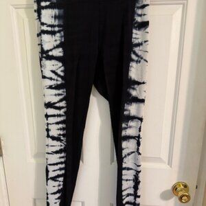 Express Black & White Tie Dye Leggings Sz S EUC High Waisted Yoga